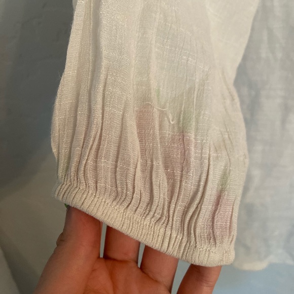 Sheer blouse - Picture 3 of 4